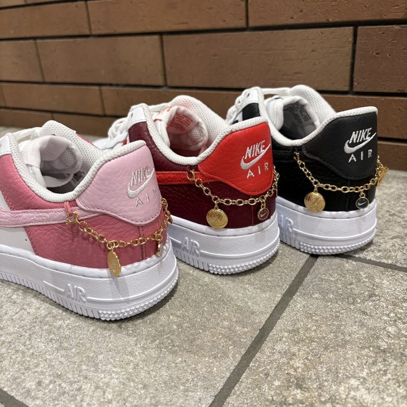 『NIKE    W AIR FORCE 1 '07』