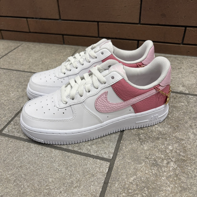 『NIKE    W AIR FORCE 1 '07』