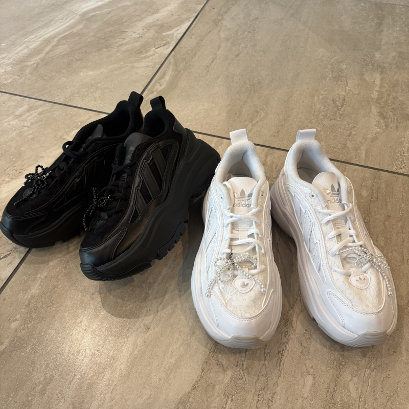 『ADIDAS   OZGAIA W』