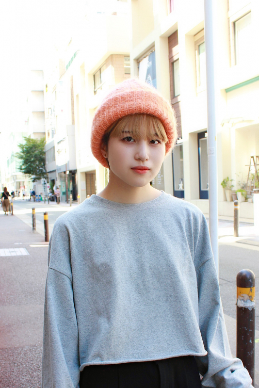 ふわふわグラデーションニット帽。