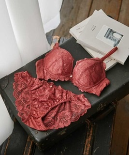新色登場！楽盛りフィットブラ🌹