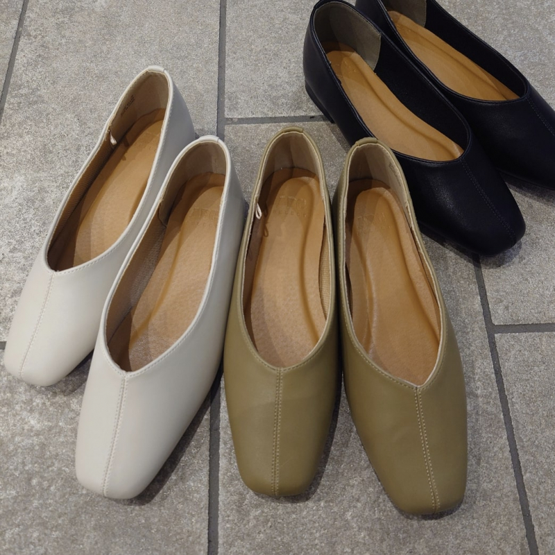 〇シンプルなペタンコパンプス〇