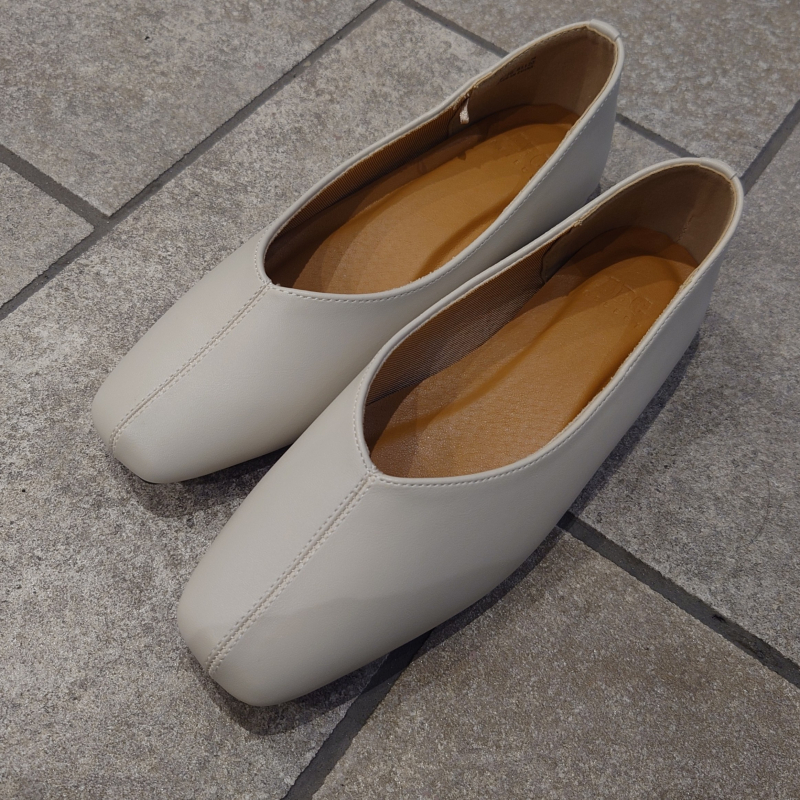 〇シンプルなペタンコパンプス〇