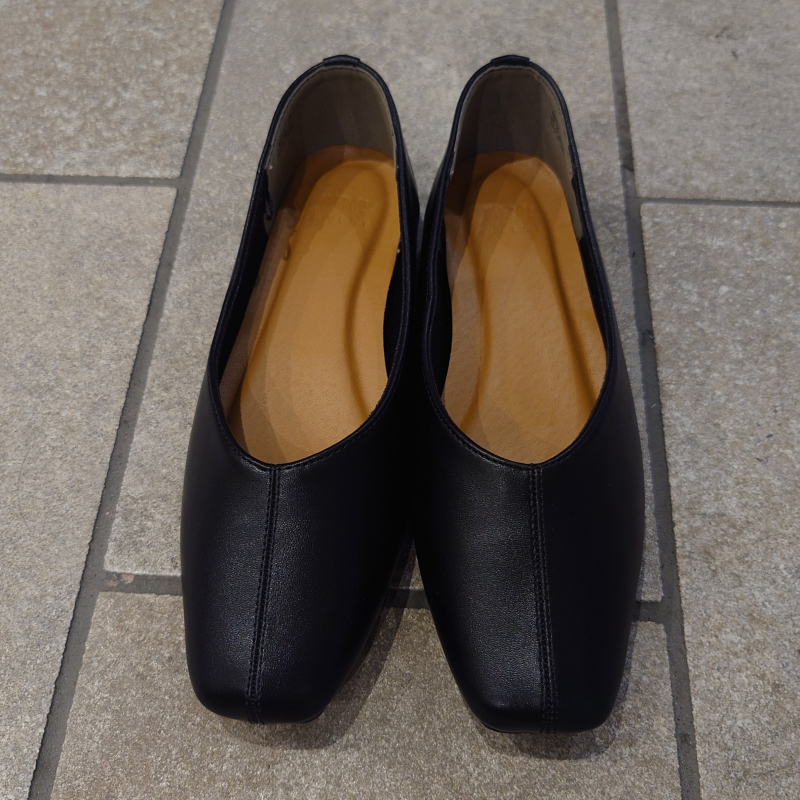〇シンプルなペタンコパンプス〇