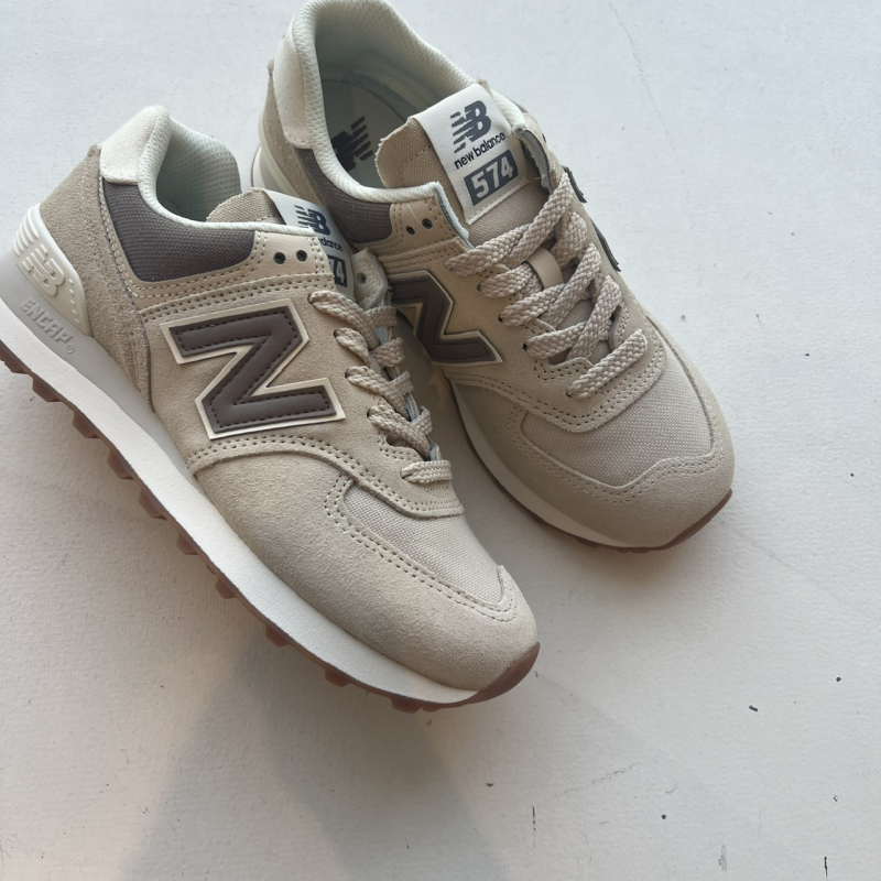 ☆New Balance　WL574新作☆