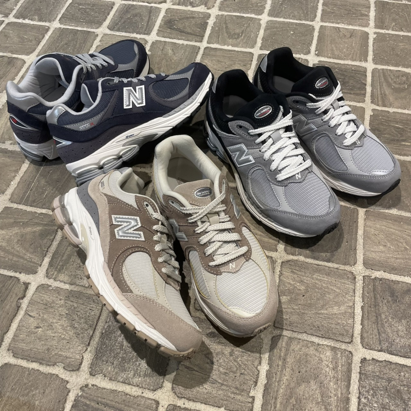 ☆New Balance M2002R☆