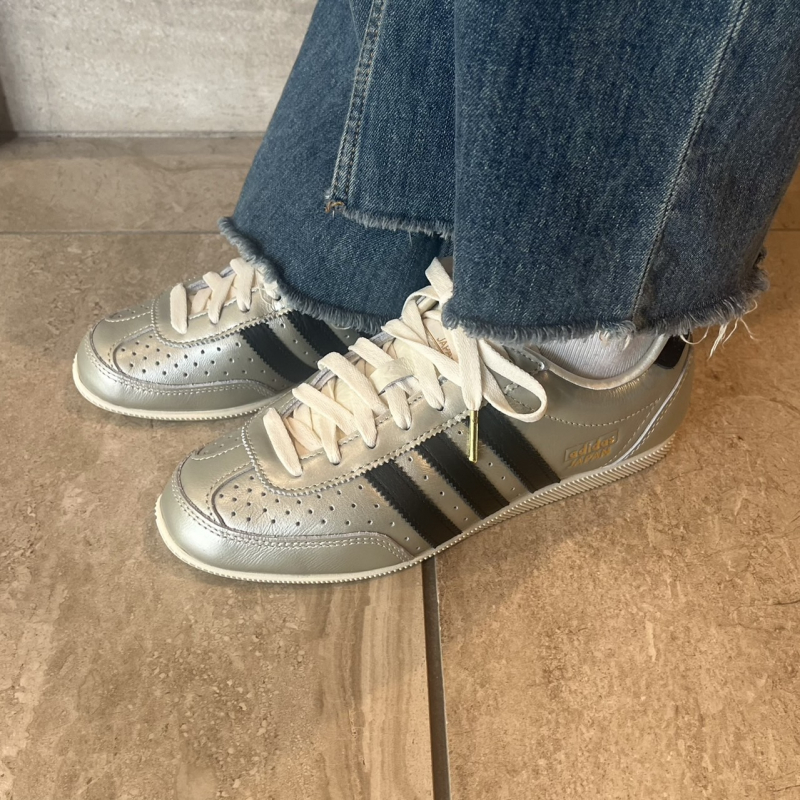 〖adidas JAPAN W〗
