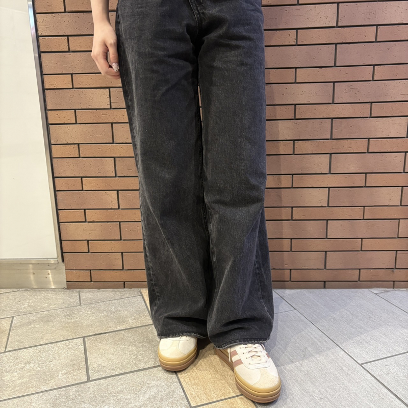 〖adidas GAZELLE BOLD〗