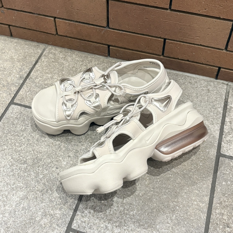 〖NIKE AIRMAX KOKO SANDAL new!!〗
