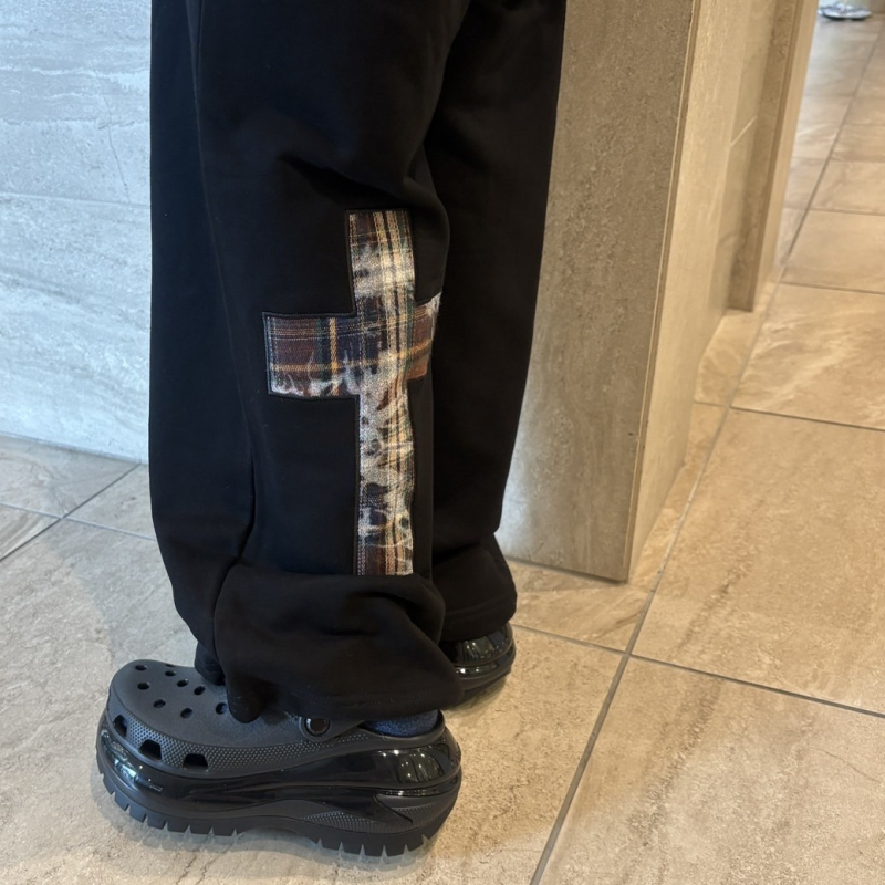 〖crocs MEGA CRUSH CROG〗