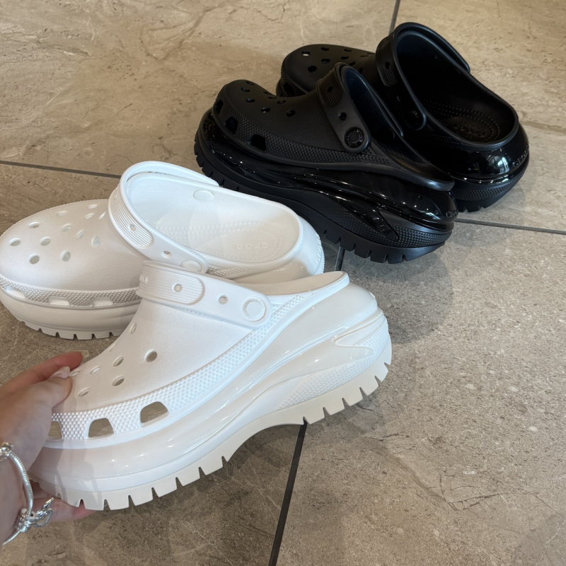 〖crocs MEGA CRUSH CROG〗