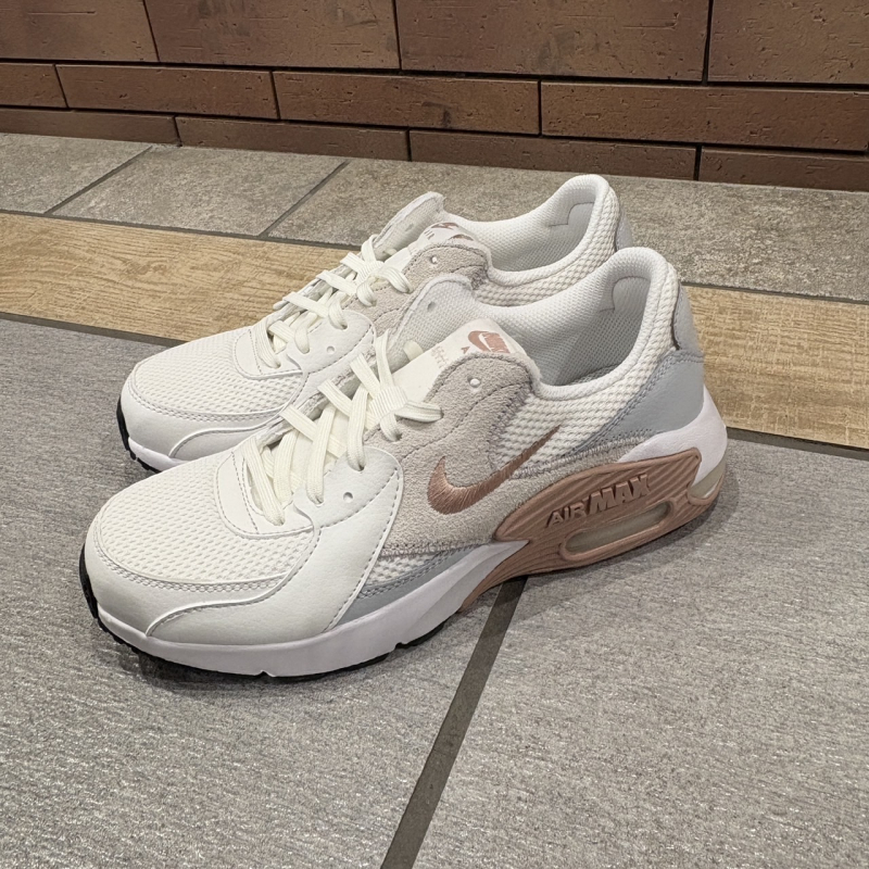 〖NIKE AIRMAX EXCEE〗