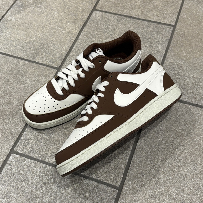 〖NIKE W COURT VISION 〗