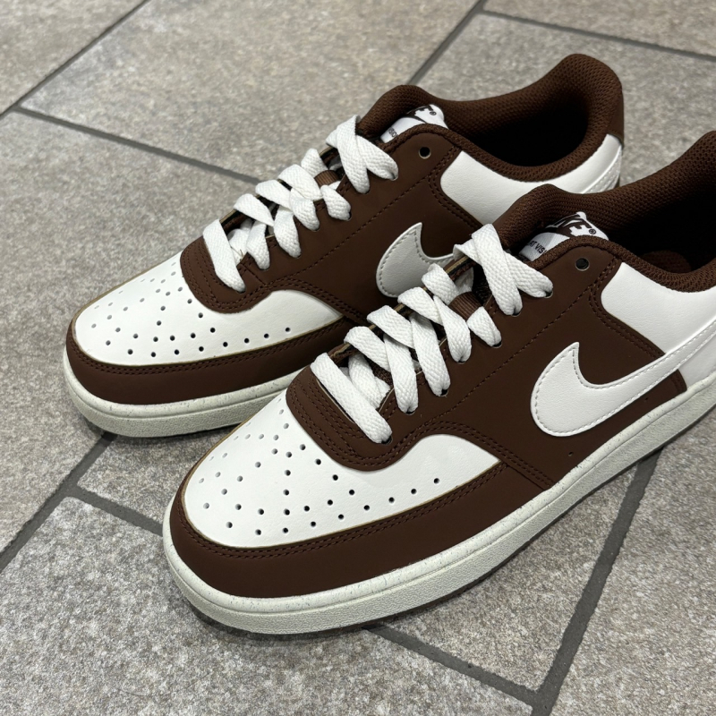 〖NIKE W COURT VISION 〗