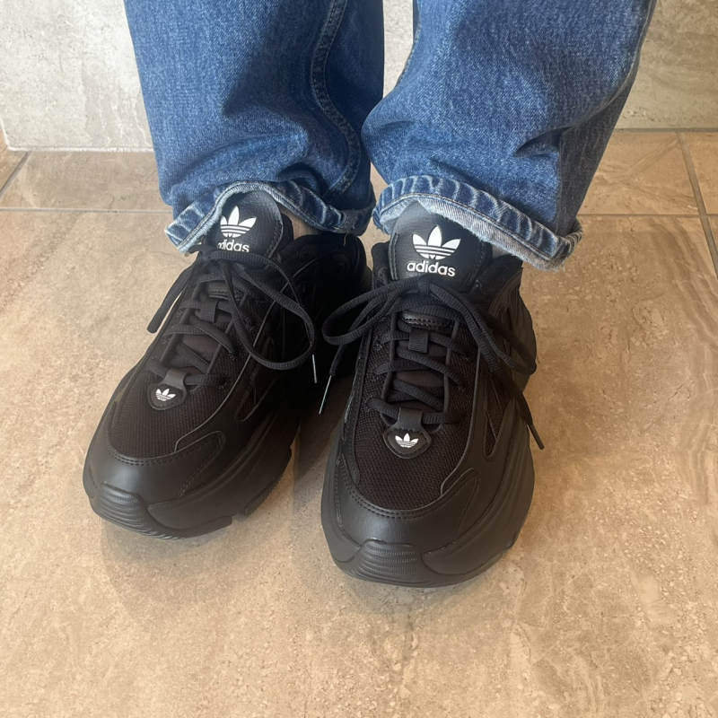〖adidas OZGAIA W BLACK再入荷❤︎〗