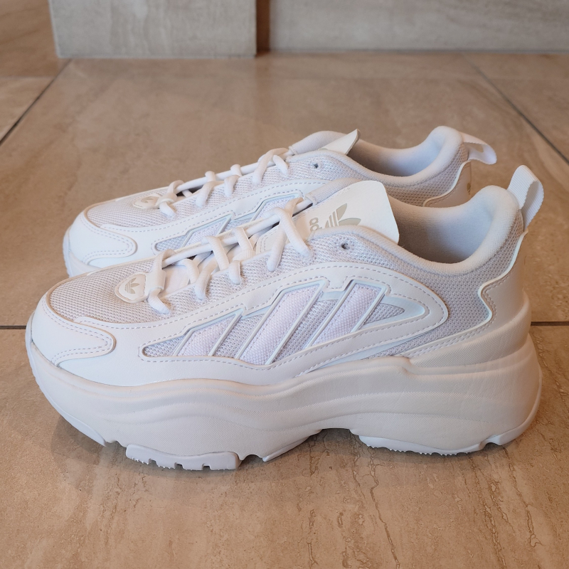 〖adidas OZGAIA W BLACK再入荷❤︎〗
