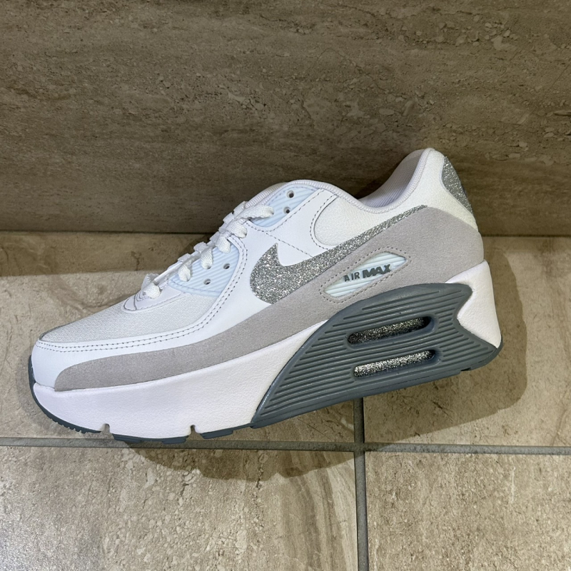 『NIKE   AIRMAX 90 LV8』