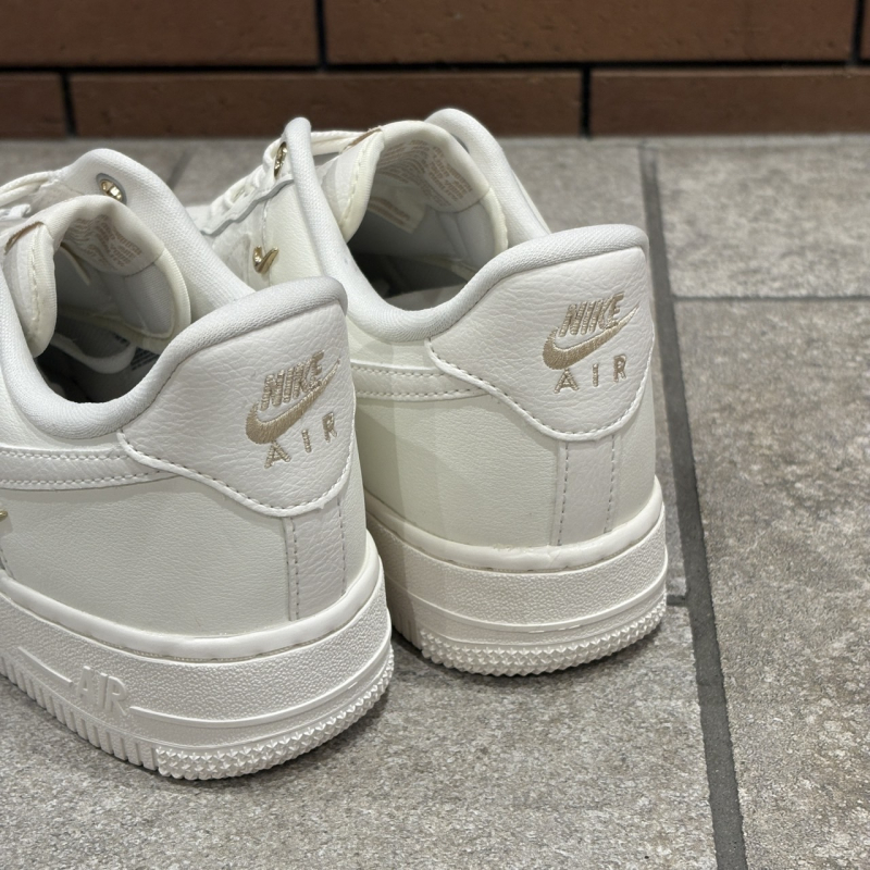 【NIKE 】