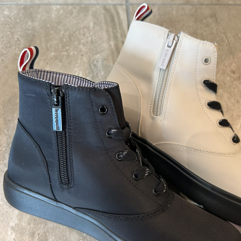 【le coq sportif　晴雨兼用シューズ】