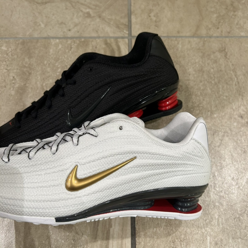 『NIKE W SHOX Z』