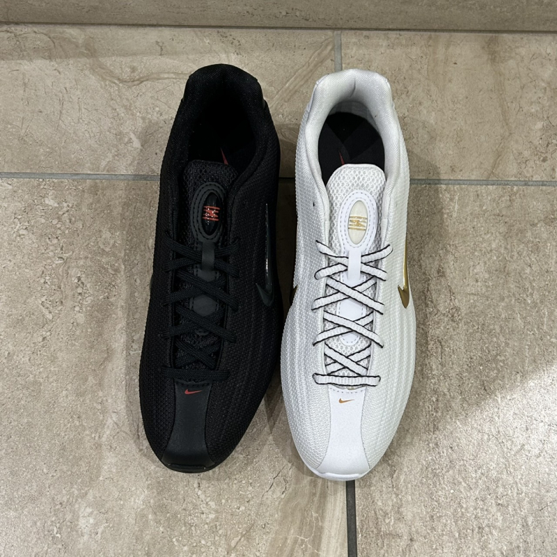 『NIKE W SHOX Z』