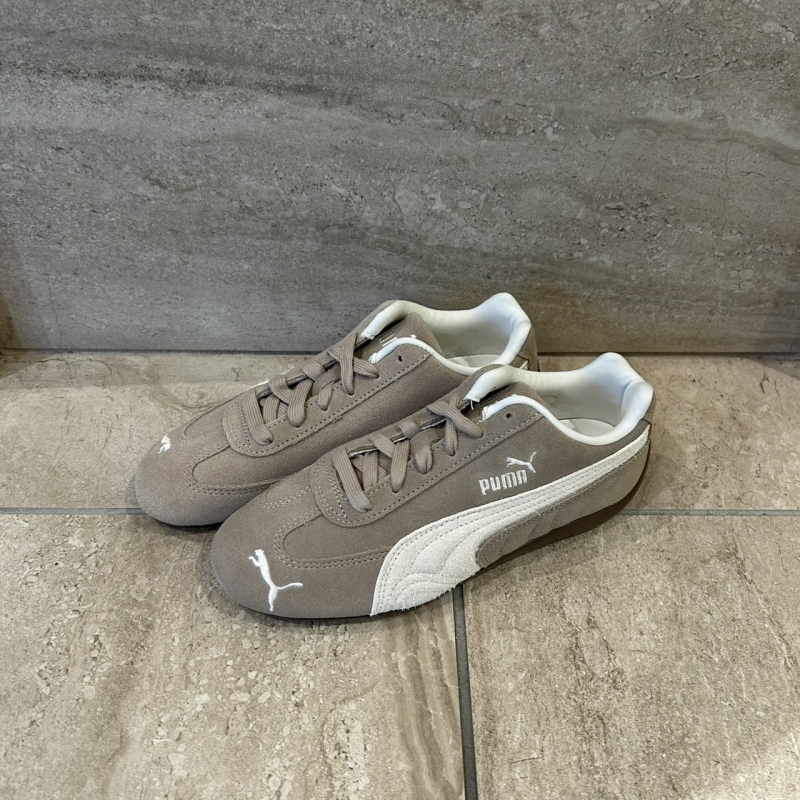 『PUMA   W SPEEDCAT ELEVATED』