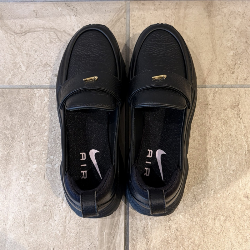 『NIKE AIR MAX PHENOMENA』