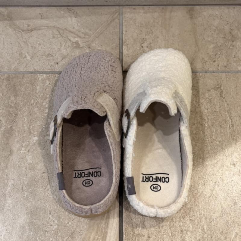 『CM CONFORT サボシューズ』