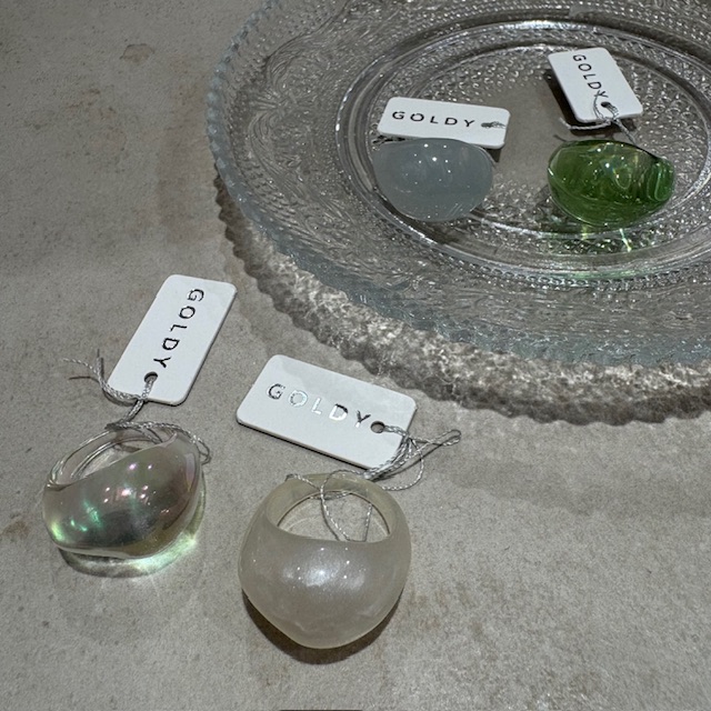 アクリルリング🫧