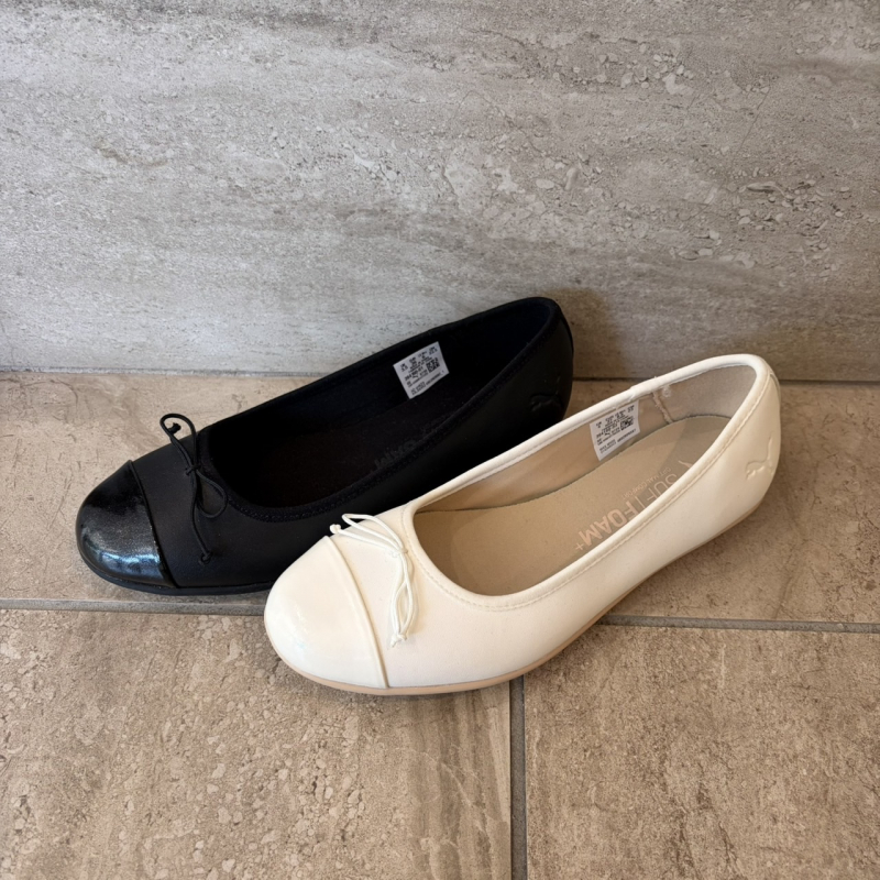 『PUMA   YONGI FLAT』