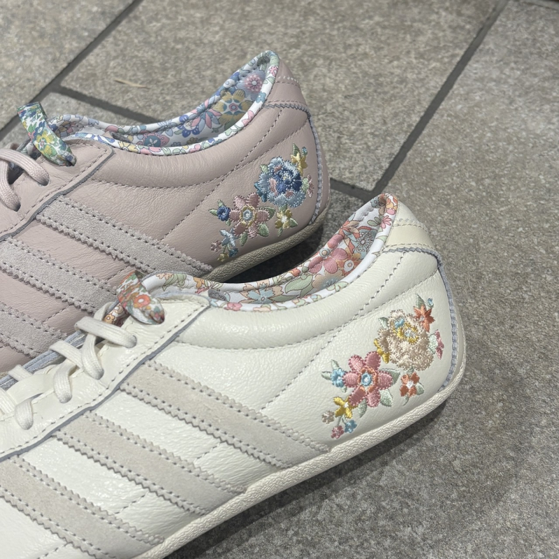 『adidas TOKYO W LIBERTY LONDON』