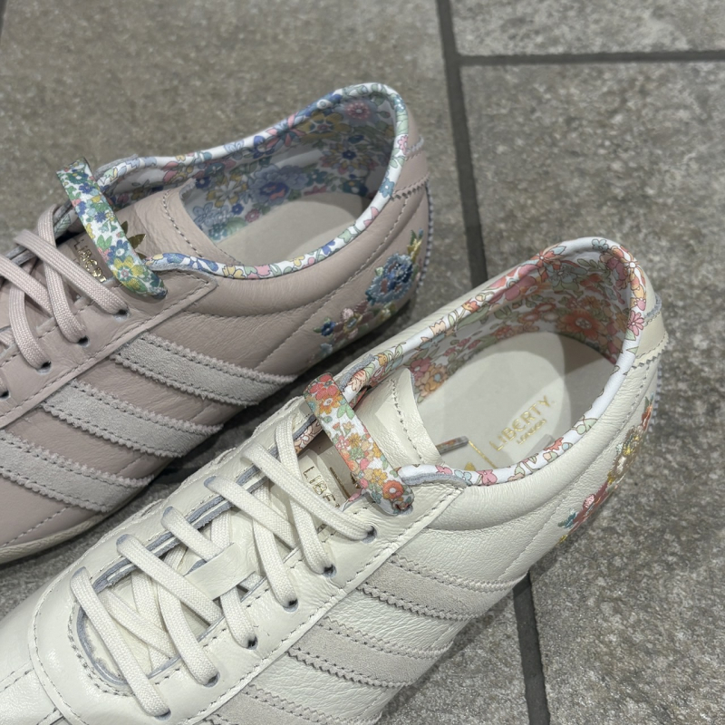 『adidas TOKYO W LIBERTY LONDON』