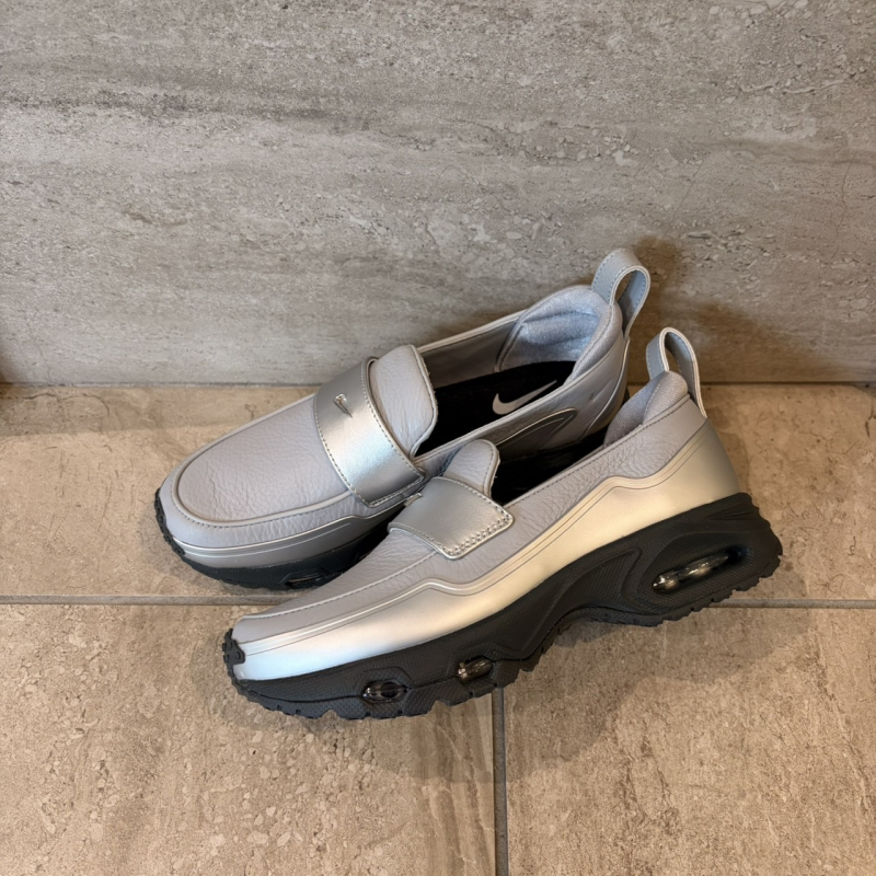 『NIKE AIR MAX PHENOMENA』
