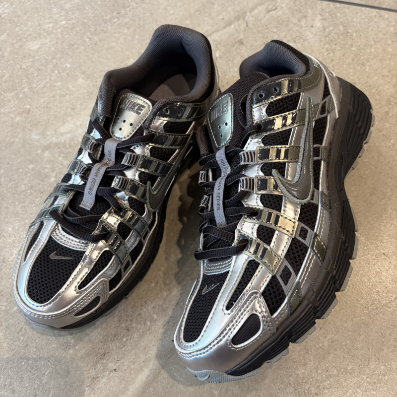 『NIKE P-6000』