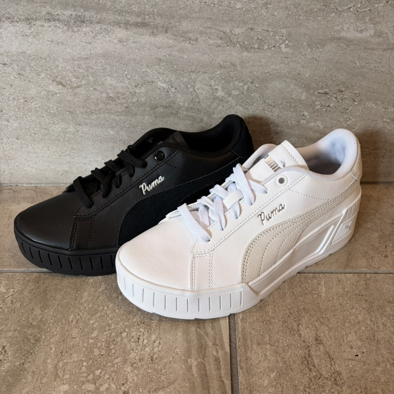『PUMA 厚底シューズ』